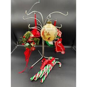 Red & Green Assorted Ornament Lot